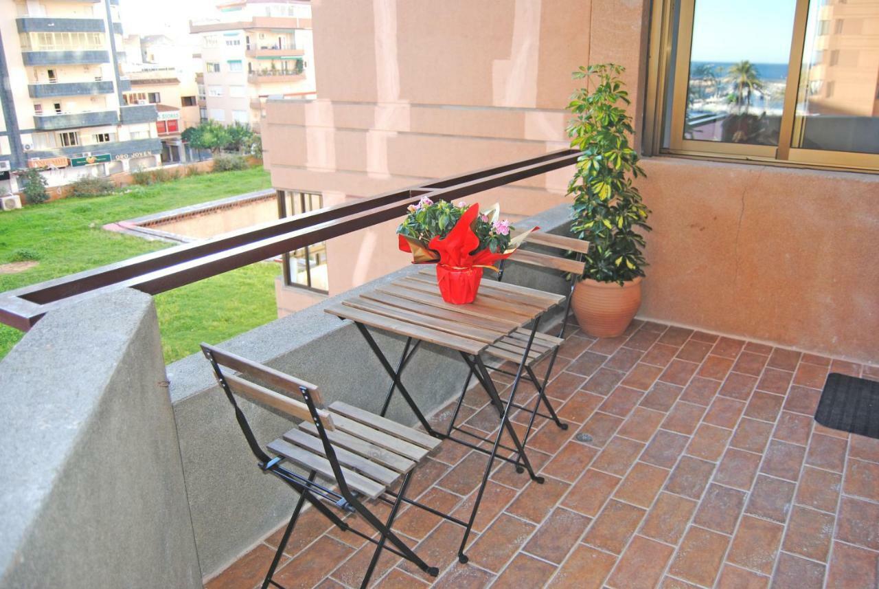 Recently Refurbished Apartment With Sea Views. Fuengirola Kültér fotó