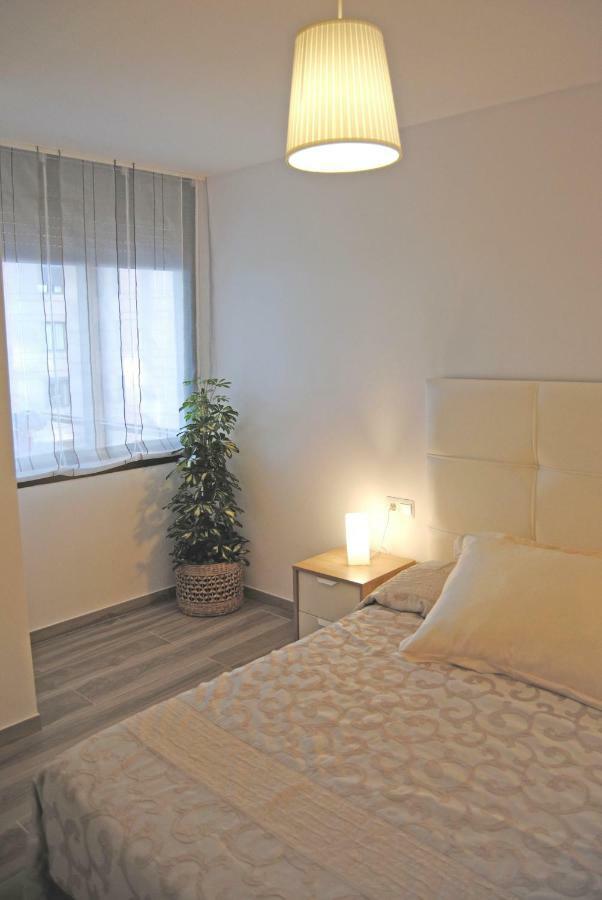 Recently Refurbished Apartment With Sea Views. Fuengirola Kültér fotó