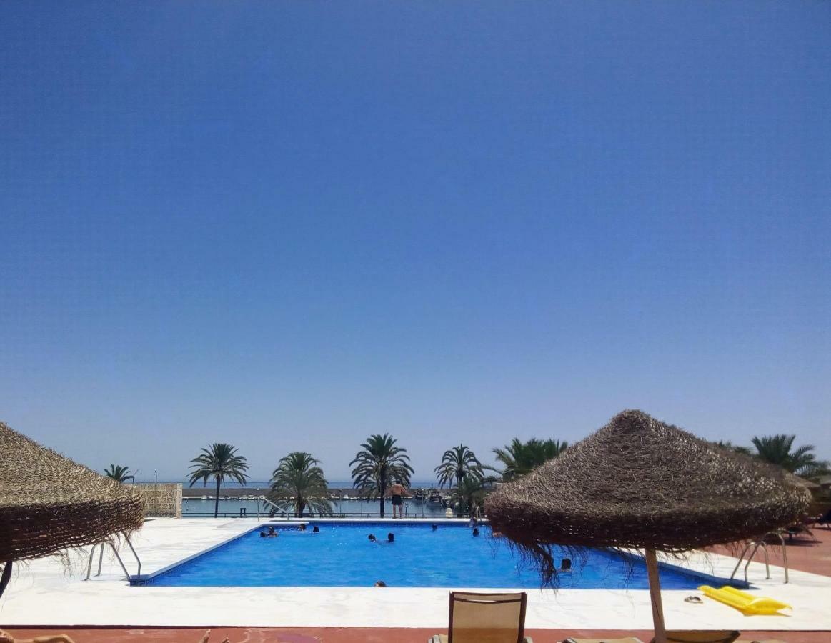 Recently Refurbished Apartment With Sea Views. Fuengirola Kültér fotó